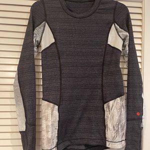 Long sleeve workout top